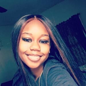 Meet your Posher, Constance